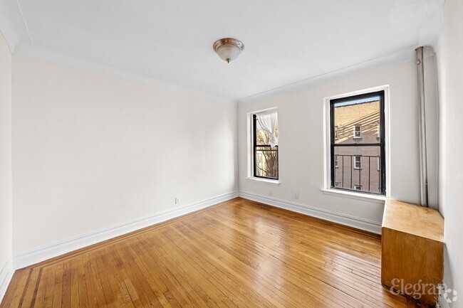 Building Photo - 1606 1st Ave. Unit APT 5D