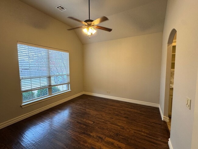 Photo - BIXBY - 3 bed, 2 bath, 3 car garage!!