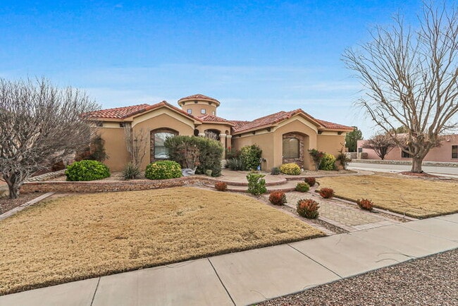 Photo - 724 Scott Ln