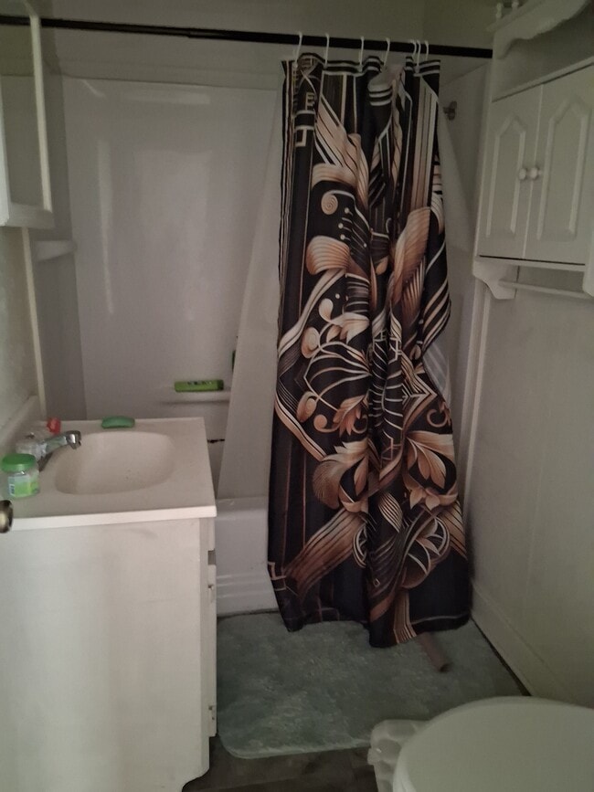 Photo - 204 Holderrieth Blvd