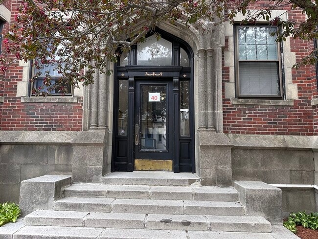 Photo - 40 Chester St Unit 1