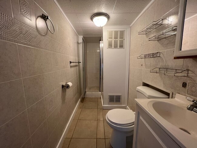 Photo - 112 5th St SW