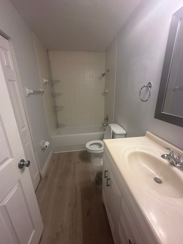 Photo - 14500 Sussex Dr