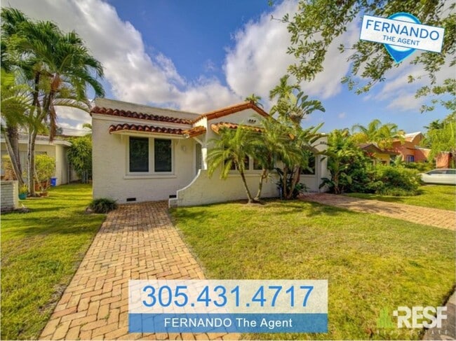 Photo - 1212 Medina Ave