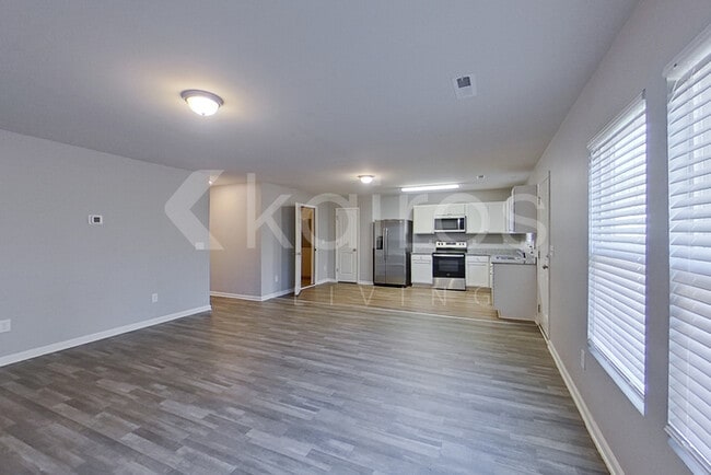 Photo - 3917 Miller Dr