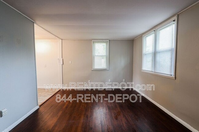 Photo - 1621 Rheinhardt Ave
