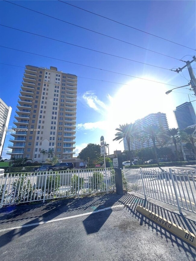 Photo - 1913 S Ocean Dr Unit 302