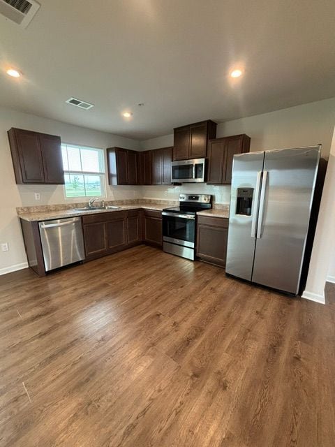 Photo - 62 Rose Gln Ct