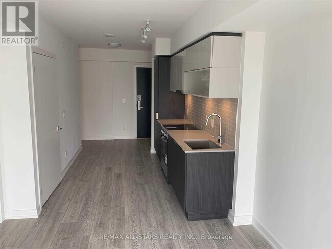 Photo - 159 Wellesley St E Unité 1611