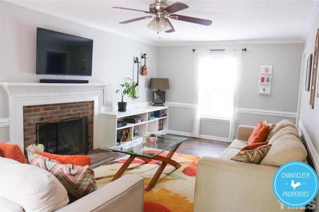 Photo - 7317 Ewing Pl