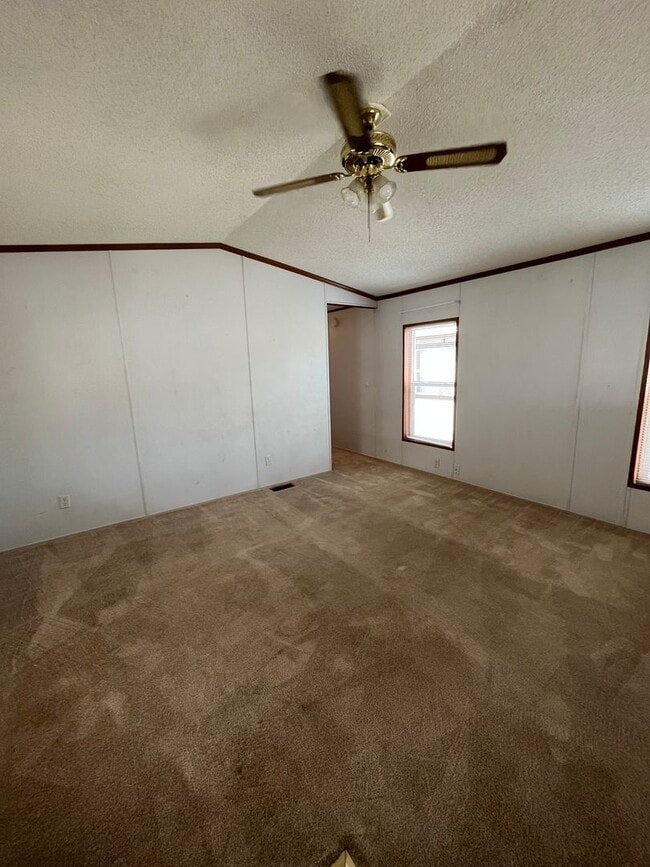 Photo - 3 Bedroom Mobile Home with Carport in Billings Heights