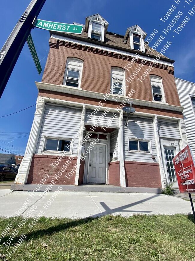 Photo - 238 Amherst St Apartment Unit Lower Front