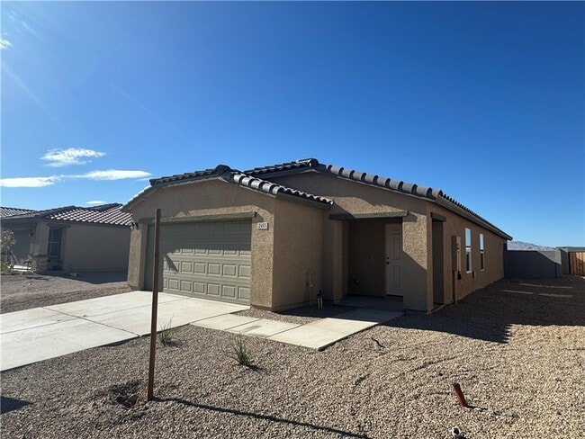 Photo - 2455 Tapatio Dr