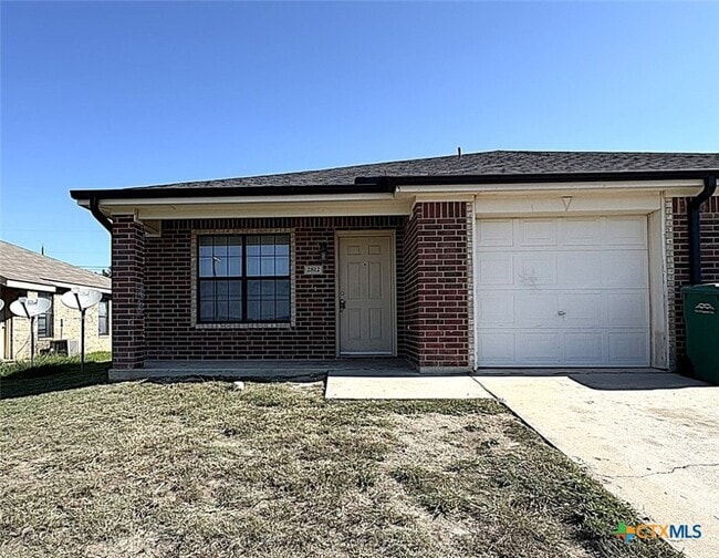 Photo - 2812 Ashley Dr
