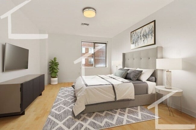 Photo - 179 Oak St