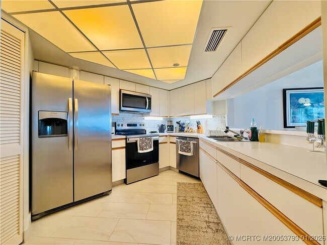 Photo - 8800 S Ocean Dr Unit 806