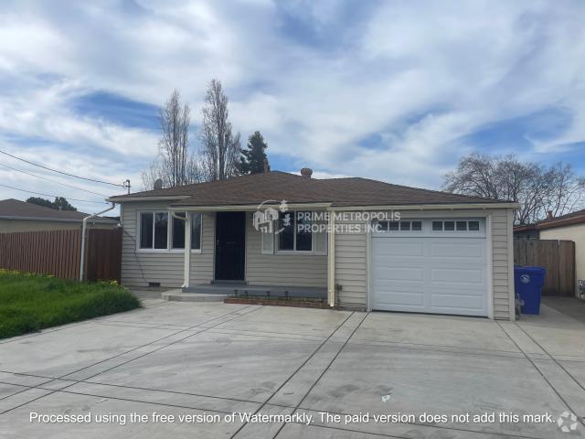 Building Photo - 3 bedroom in San Leandro CA 94579 Rental