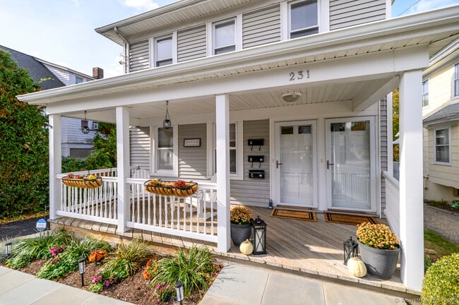 Photo - 231 Flax Hill Rd Unidad B