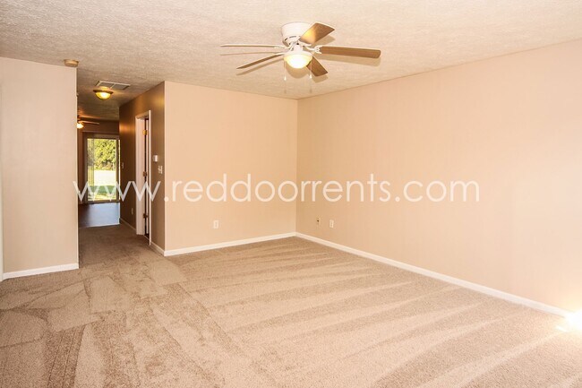 Photo - PENDING APPLICATIONS! Camby 2 BD, 1.5 Bath...