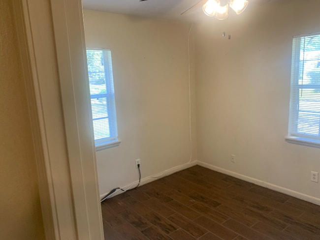 Photo - 3020 Grove St