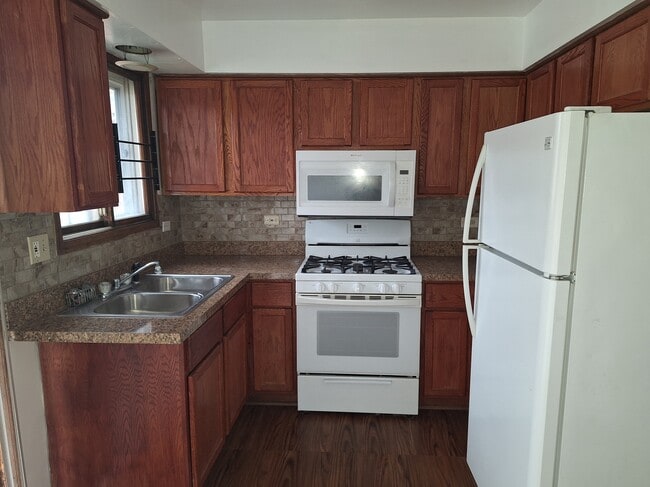 Photo - 1527 Berg Dr Unidad 1 East