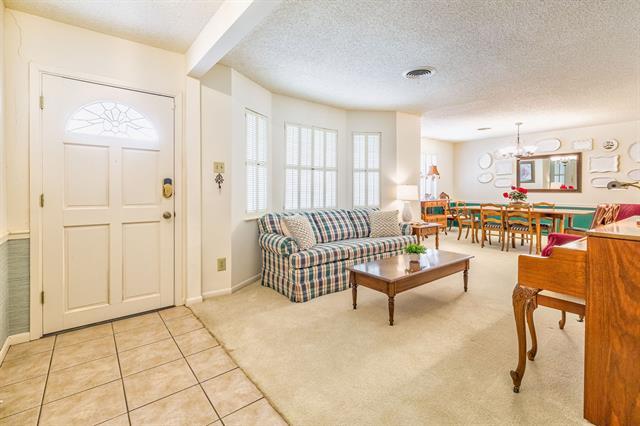 Photo - 2481 Post Oak Rd