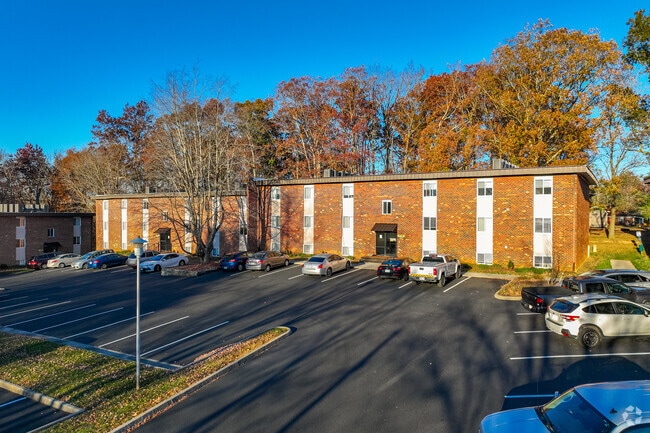 Ridgeview Apartments - Ridgeview Apartments
