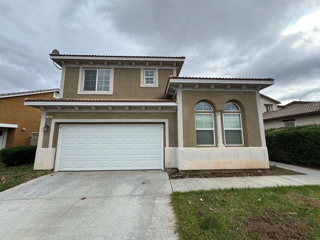 Photo - 5 Bedroom 3.5 Bathroom Home in Willowalk Community