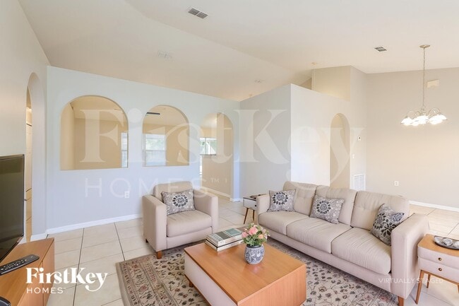 Photo - 468 Dove Dr