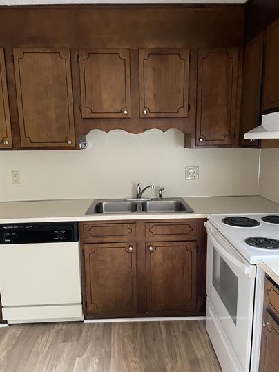 Building Photo - 1053 3rd St SE Rental