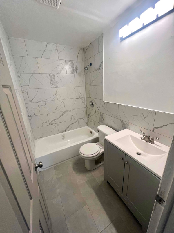 Photo - 800 Cedar St