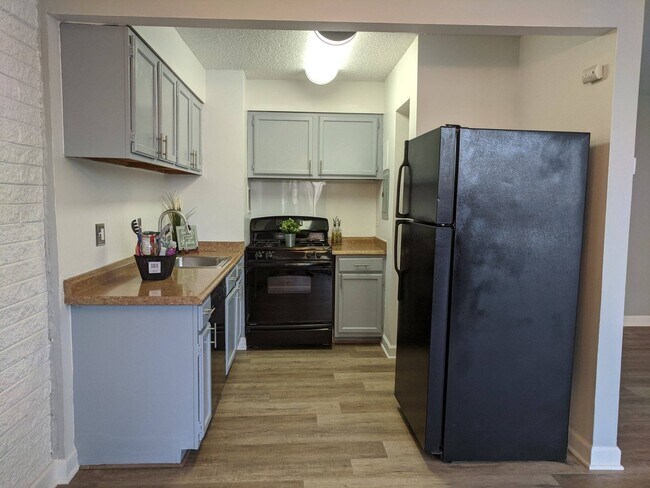 Building Photo - 1830 Metzerott Rd Unit 208