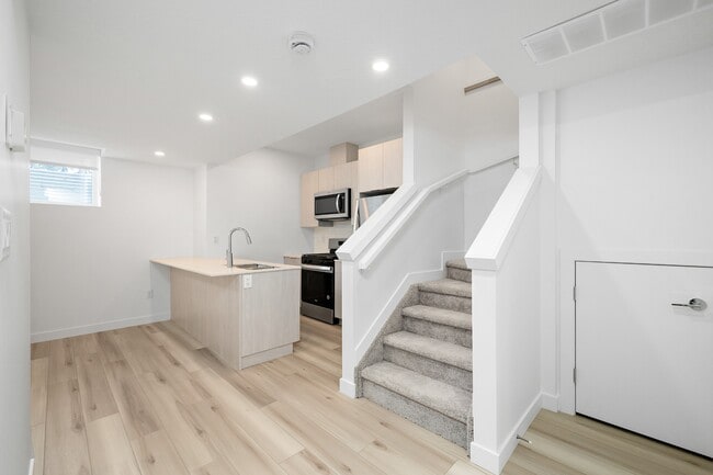 Photo - 8664-8677 77 St NW Unit BSMT 2