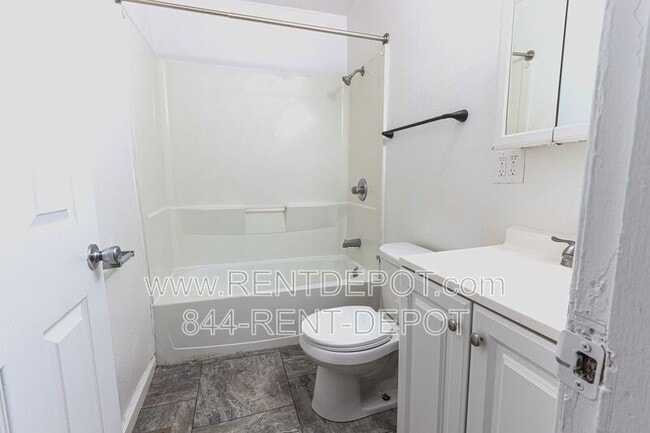 Photo - 1621 Rheinhardt Ave
