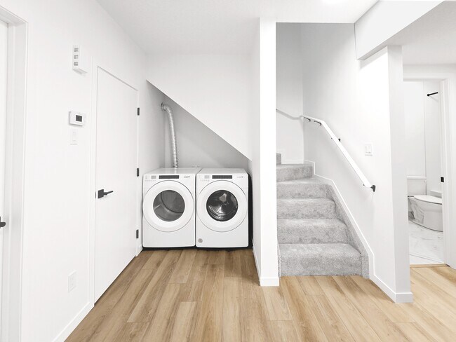 Photo - 10617-10122 122 Ave NW Unité 10617 BSMT