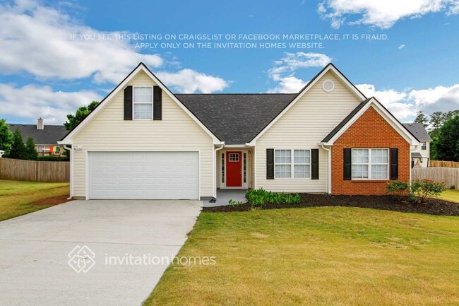 Building Photo - 4035 Hollow Springs Tr SE