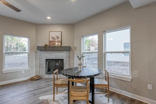 Photo - 2917 S Harvard Ave