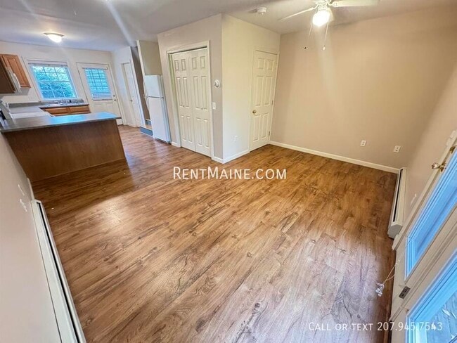 Photo - 5 River Village Dr