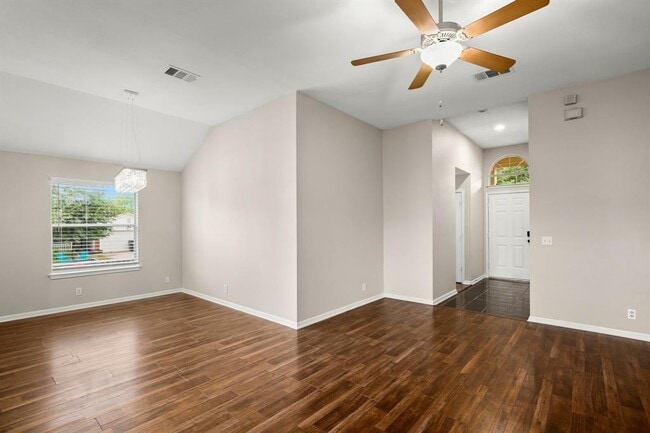 Photo - 14901 Nuttall Dr