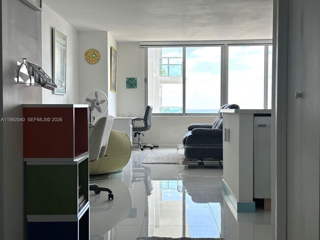 Photo - 1000 West Ave Unidad 1532