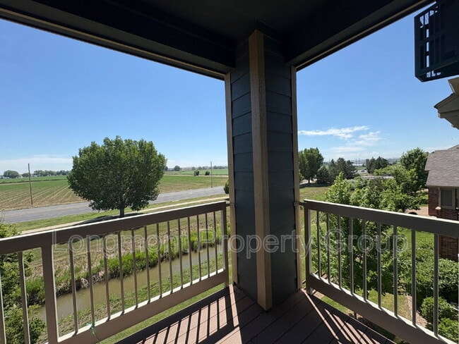 Building Photo - 804 Summer Hawk Dr Unit #6303