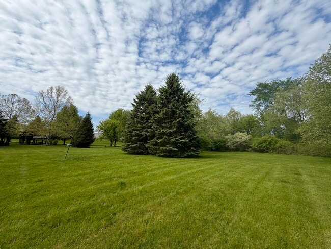 Photo - 6961 Suncrest Dr