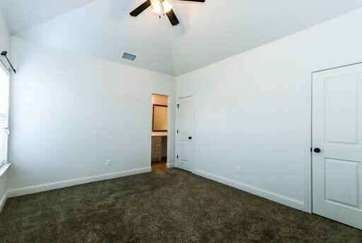 Photo - "First Full Month's Rent Free! Spacious & ...