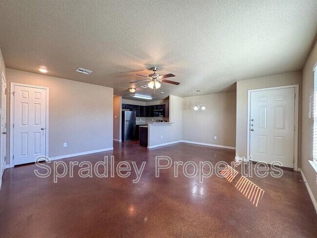 Photo - 1526 Brady Way