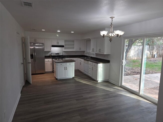 Photo - 9019 Texas Sun Dr