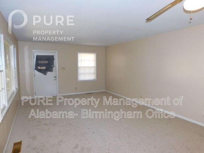 Photo - 117 22nd Ave NE