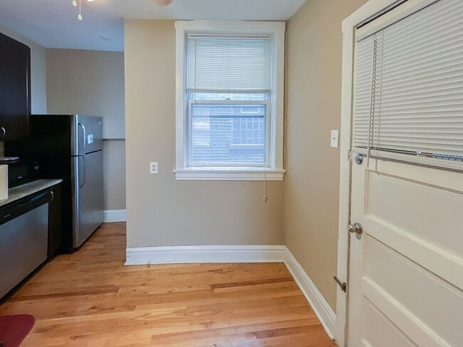 Photo - 5061 N Damen Ave Unit 1E