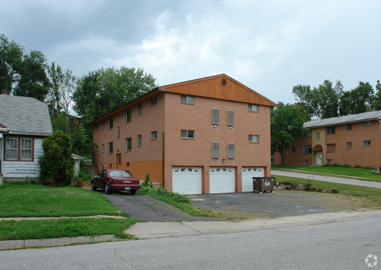Photo - 4702 Wakeley St Apartments