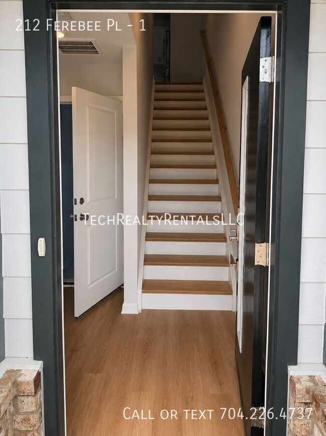 Photo - 212 Ferebee Pl