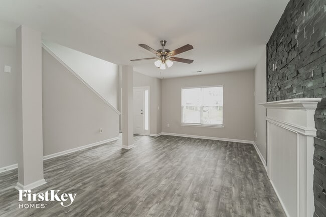 198 Fairmont Cir